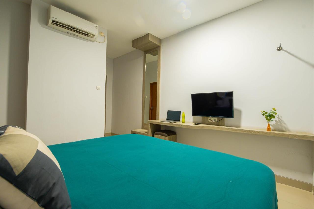Kelowna Mangga Besar By Abdihome Hotel 3*